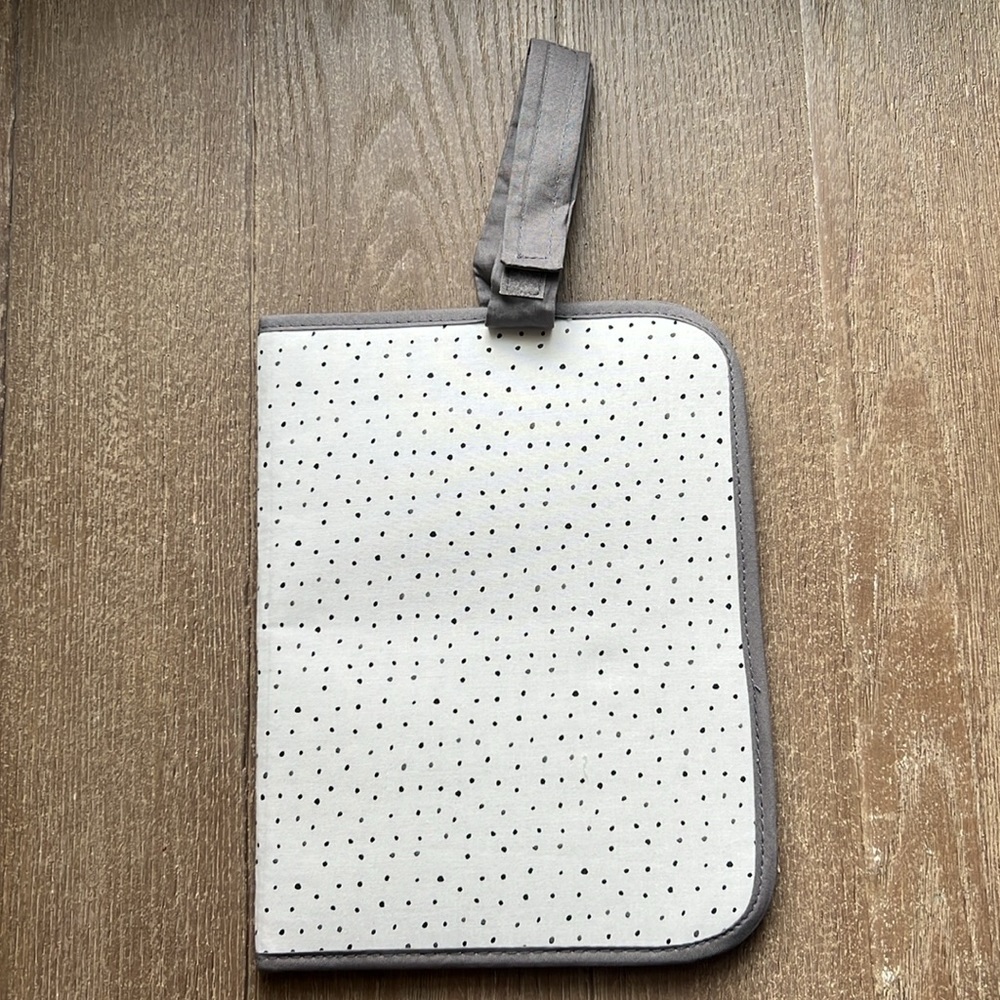 EUC Lovevery The Charmer Play Kit (3-4 months) - Partial Kit - Picture 14 of 14